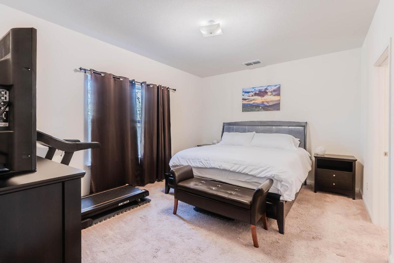 Luxury 5Br Dallas Retreat With Business Amenities - Perfect For Business Travelers, Families & Groups エクステリア 写真