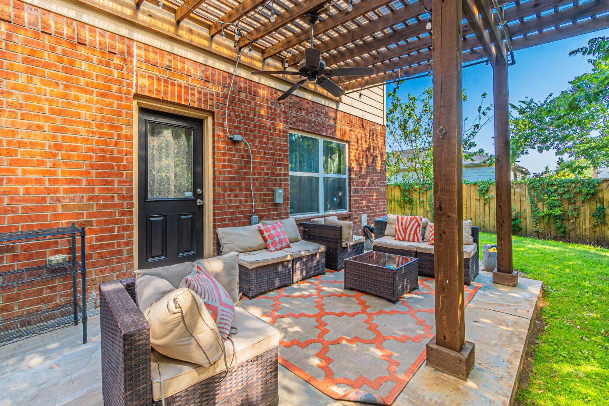 Luxury 5Br Dallas Retreat With Business Amenities - Perfect For Business Travelers, Families & Groups エクステリア 写真
